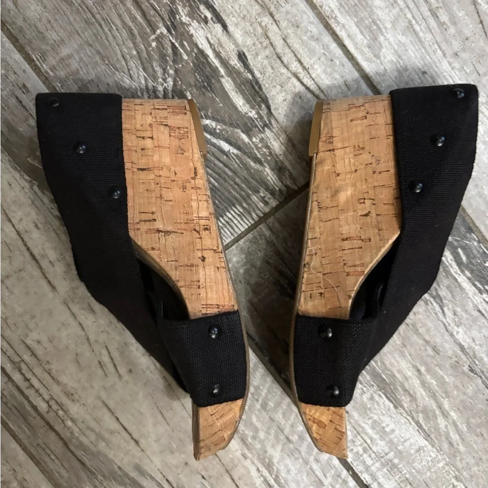 Lucky Brand  Black Strap Open Toe Cork  Wedge Heels size 7.5